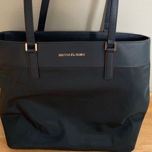 Michael Kors Tote